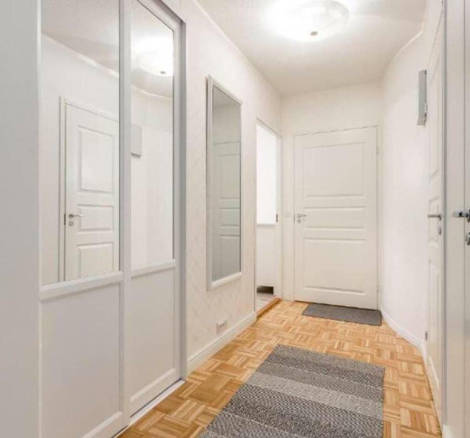 Apartamento Kaunis Valoisa 3 Krs Pikkukaksio Vantaa Koivukylae Exterior foto
